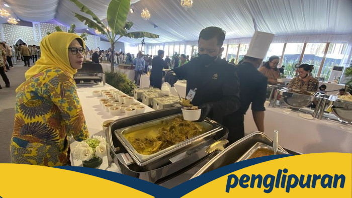 **Berasama Prabowo, Warga Nikmati Hidangan dari Rendang hingga Teppanyaki di Istana**