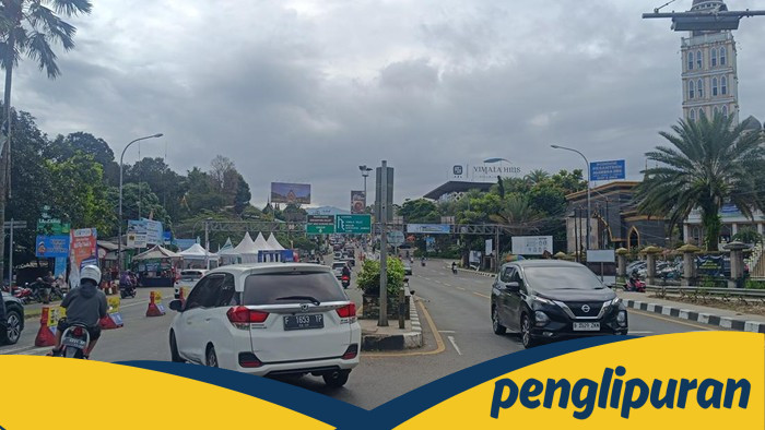 Puncak Diboncoti 9 Ribu Mobil, Ganjil-Genap Jadi Solusi Polisi!