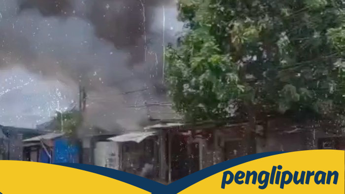 Kebakaran Mengerikan di Tangerang: Asap Hitam Merusak Udara dan Hidup Warga