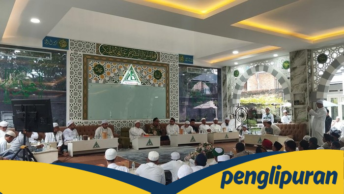 Habib Rizieq Minta Wamenaker Berjuang Habis-habisan Kurangi Pengangguran dengan Inovasi Baru