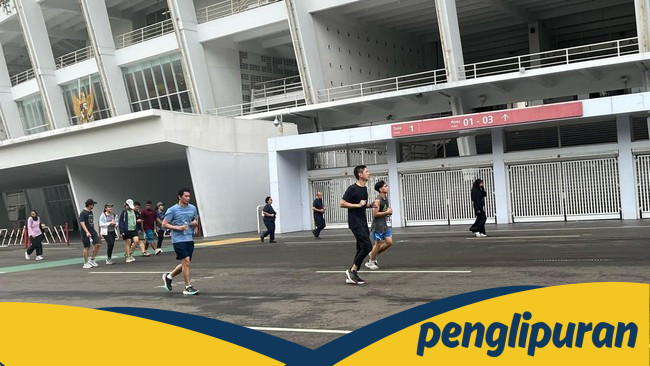 Momen 'Bakar Kalori' di GBK, Ribuan Pecintaolah Tubuh Usai Idul Fitri