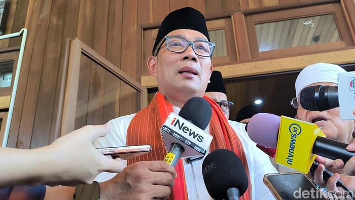 RK Siap Tes DNA Usai Perselingkuhan, Kuasa Hukum: