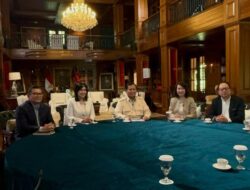 Prabowo Ngobrol Bareng 7 Pemred Bahas Beragam Isu di Hambalang – Alternatif 2