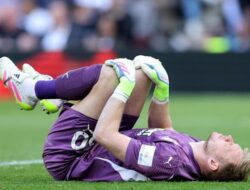 “Aaron Ramsdale Langganan Degradasi: Kipper Terbaik di Premier League 2025?”