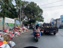 Tumpukan Sampah di Cimanggis Depok: Warga Kesal, Solusi Mana?