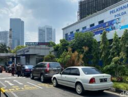 **Libur Lebaran Usai, Wajib Pajak Desak Samsat Drive Thru Polda Metro!**