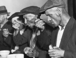 **Dari UU Tarif AS 1930 ke Krisis Modern: Apakah Sejarah Akan Berulang?**