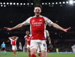 “Cengkraman Kebenaran: Dua Gol Free Kick Cantik Declan Rice yang Nyaris Tidak Tercipta”