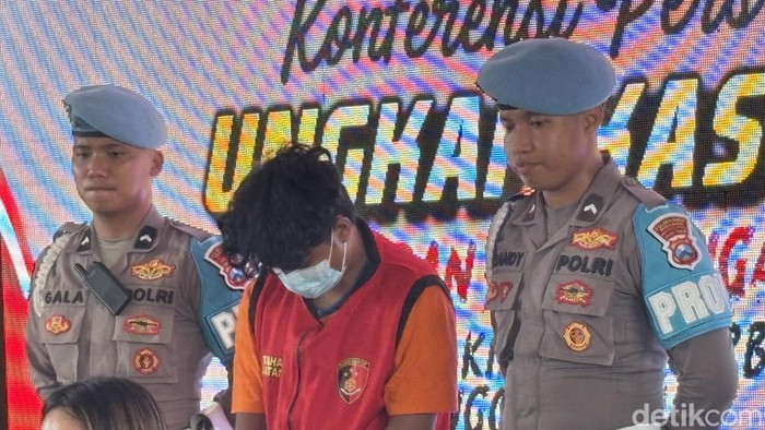 Anak Bunuh Ayah di Surabaya: Sikut Korban, Kecelakaan Mengerikan