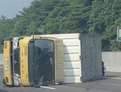 Tragedi di Tol Jagorawi Km 35: Truk Terguling Akibat Gagal Mendahului Mobil