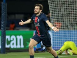 **Kvaratskhelia: Puzzel Strategis di Lini Depan PSG**