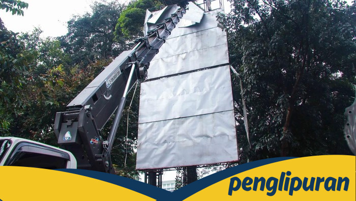 Reklame Tak Berizin di Bogor, Pemkot Bongkar Reklame Tak Berizin di Lingkar Kebun Raya-Istana Bogor Ditangkap