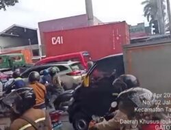 “Kemacetan Panjang di Priok: Penjelasan Pihak Pelabuhan Soal Krisis Transportasi”