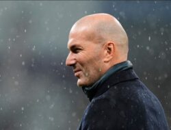 Real Madrid Siap Boyong Zidane Lagi, Apakah Ini Langkah Akhir?
