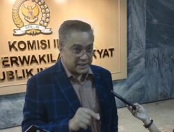 “5 Pilkada di Depan MK, Komisi II DPR: PSU Harus Berakhir!”