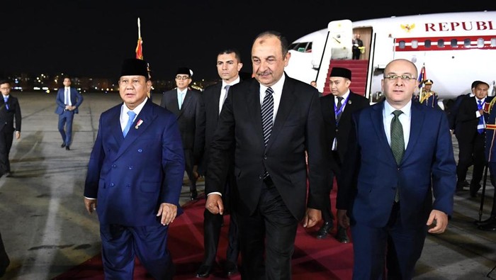 Prabowo di Kairo: Apakah Pertemuan dengan El-Sisi Akan Goyahkan Hubungan RI-Mesir?