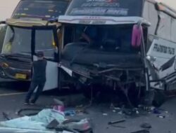 Bus Bonek Rombongan Ambruk di Tol, Korban Meninggal