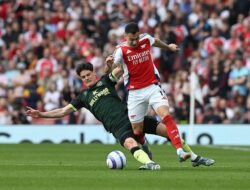 Imbang Tanpa Gol: Arsenal dan Brentford Berjuang di Babak Pertama!
