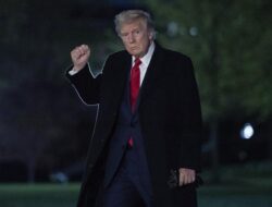 “Mengapa Pemeriksaan Medis 5 Jam pada Trump Menjadi Sorotan Publik?”