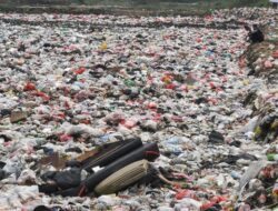 Sampah Tangsel Dibuang ke Bogor-Bekasi, Kadis LH Jadi Tersangka!