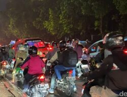 Jl Lenteng Agung Arah Depok Macet sampai Banyak Pemotor Istirahat Dulu – Update 2