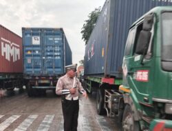 Macet Menerpa Lalin Yos Sudarso Sore Ini, Jalur Alternatif Wajib Diketahui!