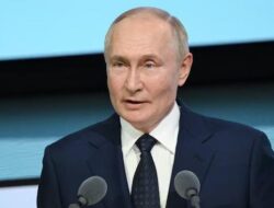 “What’s Behind Putin’s Compliments to Elon Musk?”