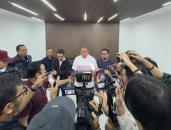“Andre Rosiade dan Semen Padang: Membantah Keputusan Wasit, Datangi PT LIB untuk Bicara Adil”