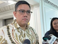 Golkar ke PDIP soal Jokowi Diutus Prabowo ke Pemakaman Paus: Apakah Ada Konspirasi?