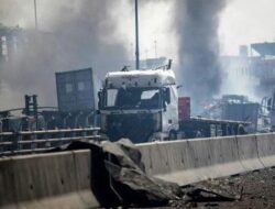 Iran Kecam Ledakan Pelabuhan, Tutup Sekolah dan Kantor