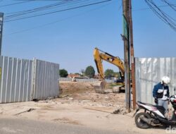 Warga Kampung Sukajaya Ungkap Kisah Aura Cinta, Mantan Aktris yang Viral Debat Gubernur Jabar