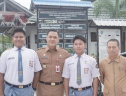 “Kadisdik Kalteng Berikan Sepatu, Momen Haru yang Menegakkan Bulu Kuduk!”