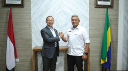 “Eddy Soeparno Bantu Pemda, Tuntaskan Krisis Sampah!”
