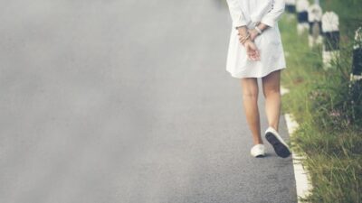 Jalan Kaki Setelah Makan: Solusi Medis untuk Atasi Kembung dengan ‘Fart Walk’
