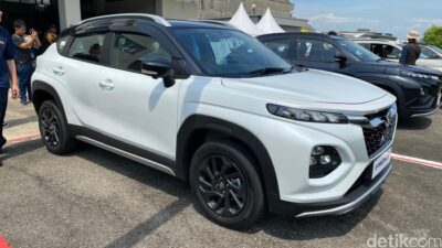 “Revolusi Gaya Desain Suzuki Fronx: Dimensi Compact dengan Aura SUV Coupe – Apakah Ini Mobil masa Depan?”