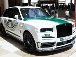 Rolls-Royce Cullinan: Armada Polisi Dubai yang Mewah dan Eksklusif
