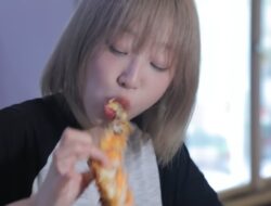 “Hasil Cek Kesehatan Youtuber Mukbang Tzuyang Mengejutkan, Dokter: ‘Ini Aneh!'”