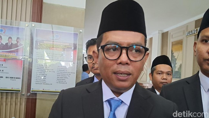 70 Ijazah Bebas dari Tahanan Sekolah, Pemprov Banten Bentangkan Solusi atas Tunggakan!