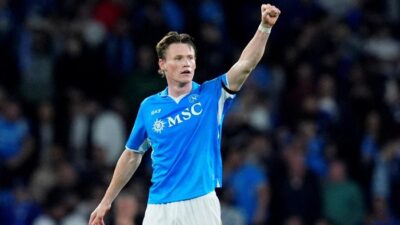 **Conte: MU Tak Pernah Beri Peran Penting ke McTominay, Namun Napoli Jadi Rumah Kedua yang Tepat**
