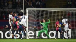 Lini Belakang Barcelona dalam Krisis: Bagaimana Flick Putar Otak Menyelamatkannya
