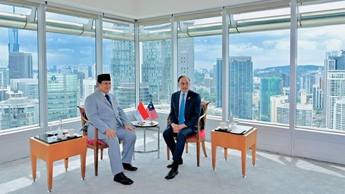 Anwar Ibrahim dan Prabowo Bicara Kerja Sama ASEAN sebelum KTT