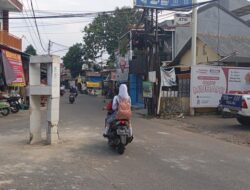 Patung Tani Sukatani Depok Terhancur, Diduga Tabrakan, Polisi Investigasi CCTV