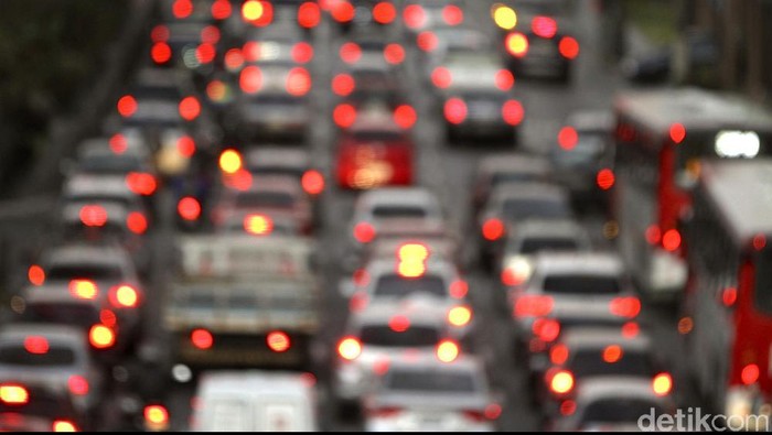 Info Kepadatan Lalin di Tol Arah Jakarta Pagi Ini: Cililitan-Cawang, Para Pekerja Wajib Waspadai!