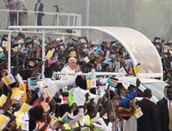 “Wasiat Paus Fransiskus: ‘Popemobile’ Sebagai Klinik Harapan bagi Anak-anak Gaza”