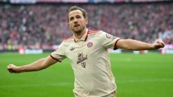 Harry Kane Berbagi Kata-Kata Meneteskan Emosi Setelah Raih Trofi Pertama.