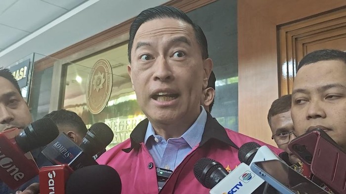 Hakim Heran Distribusi Gula Ribet, Tom Lembong: Skema Misterius atau Transparansi yang Hilang?