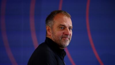 [Di Awal Musim, Flick Tak Bayangkan Barca Berpotensi Sabet 4 Piala: Mimpi atau Kenyataan?]