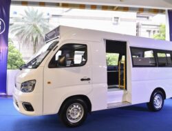Transjakarta Uji Coba Mobil Listrik, Pionir Transportasi Ramah Lingkungan untuk Jaklingko!