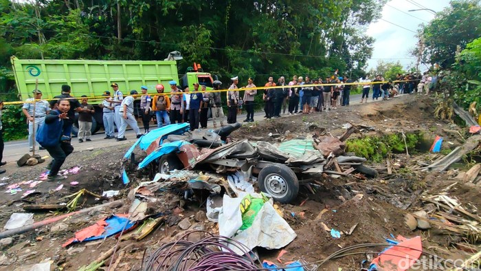 Truk Berlalu, 11 Nyawa Terpangkas di Purworejo