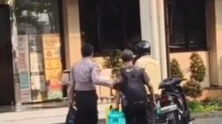 Kakek Andi, Ngadu Habis Ongkos ke Polisi, Disewakan Ojol untuk Pulang